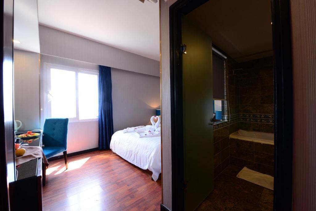 Hanoi Antique Legend Hotel Extérieur photo